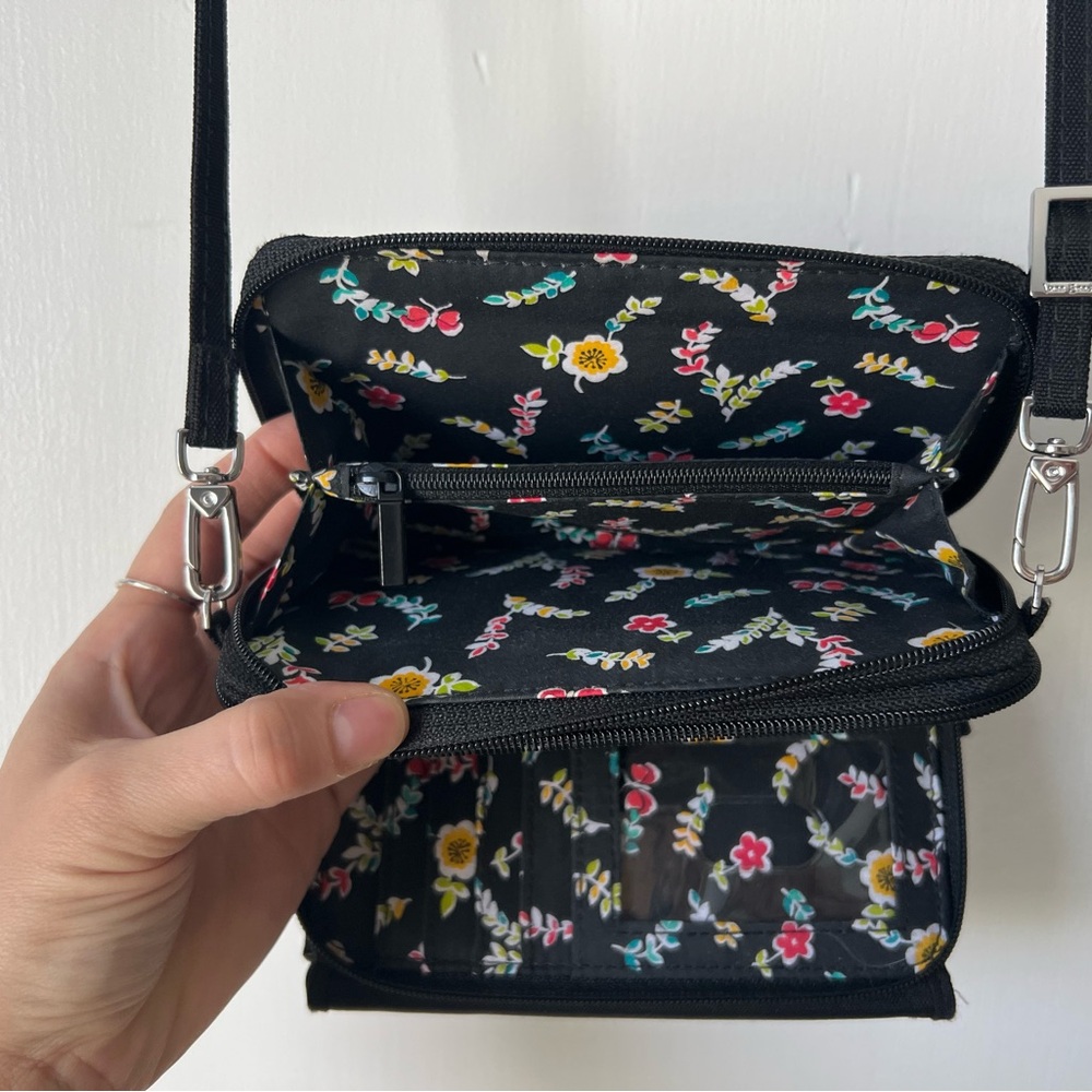 Vera Bradley Lighten Up RFID 3-in-1 Crossbody - Picture 7 of 7